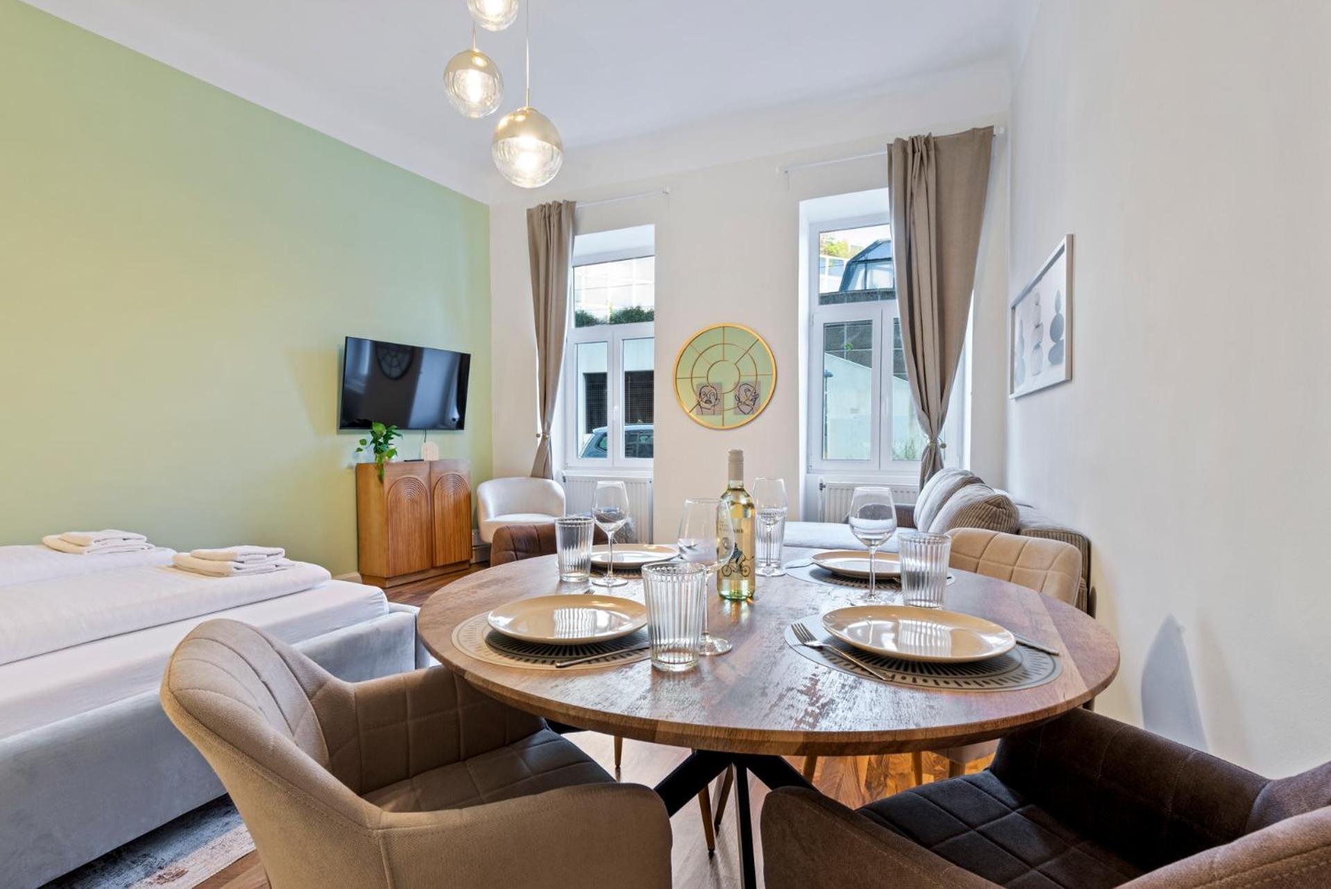 Cozy City Apartment - 15 Min To City-Centre - Contactless 24H Check-In فيينا المظهر الخارجي الصورة